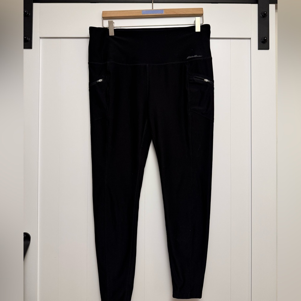 Eddie Bauer Black Leggings with Pockets